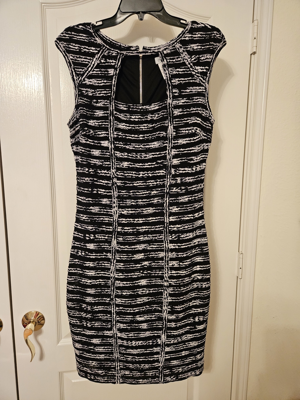 Cache Black and White Striped Cap Sleeve Sheath Dress
